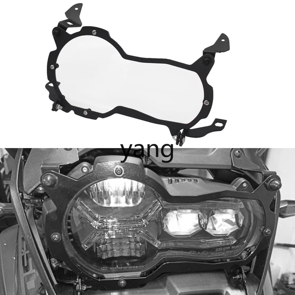 Detalle de la cubierta de lente para faro de motocicleta