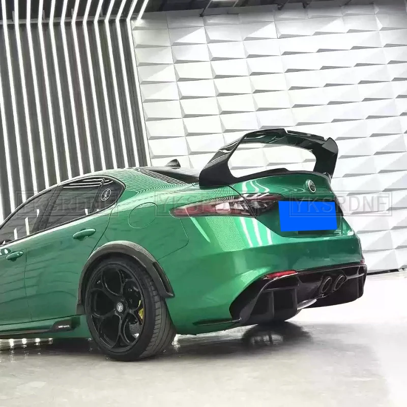 Alerón trasero fibra de carbono para Alfa Romeo Giulia Sedán estilo GTA - imagen 3