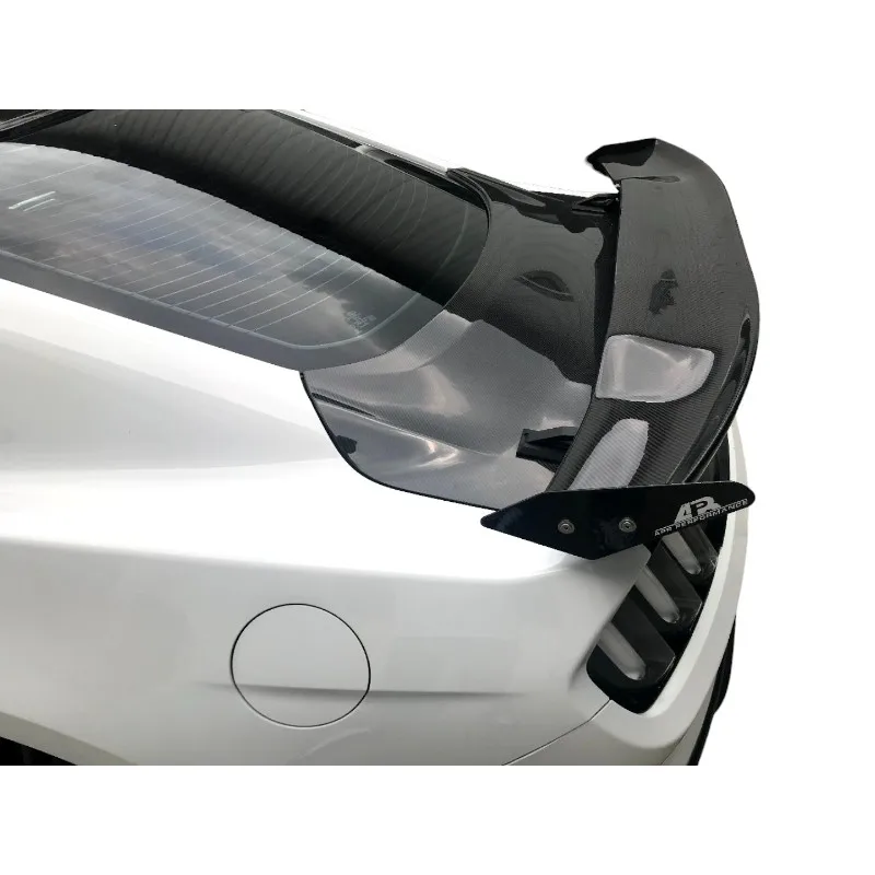 Alerón trasero carbono APR W6 – Ford Mustang - imagen 3