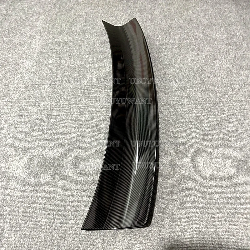Detalle del diseño del alerón trasero para BMW E46 Sedan