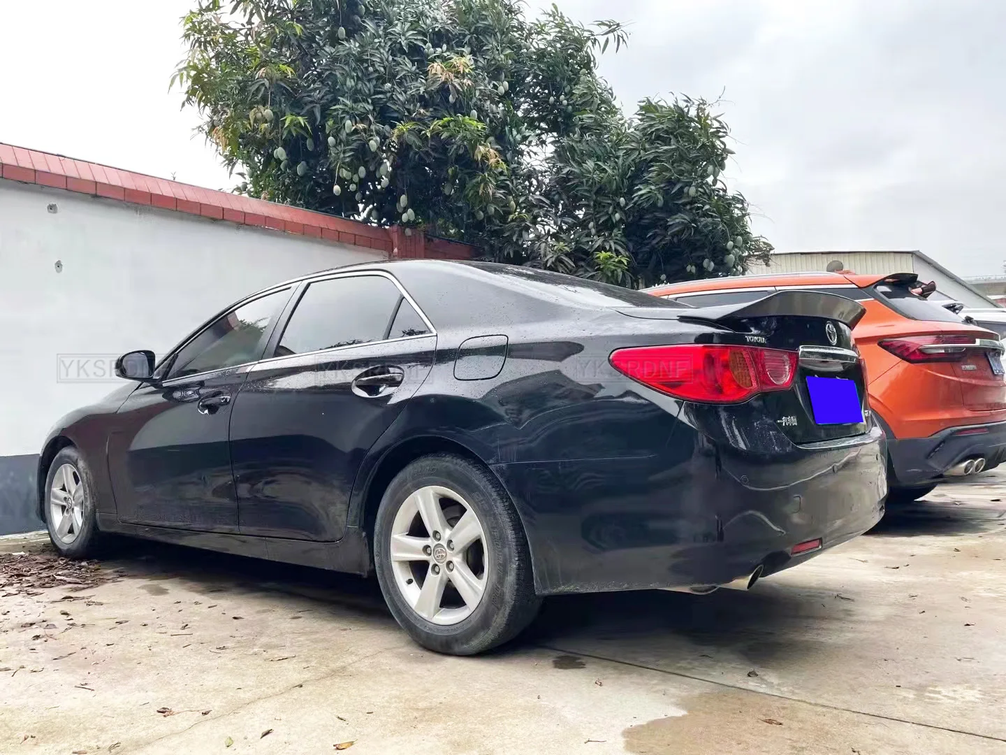 Alerón de fibra de carbono brillante para Toyota Mark X REIZ - imagen 2