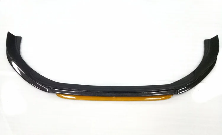 Labio delantero estilo RZA de fibra de carbono para VW Golf Mk7R