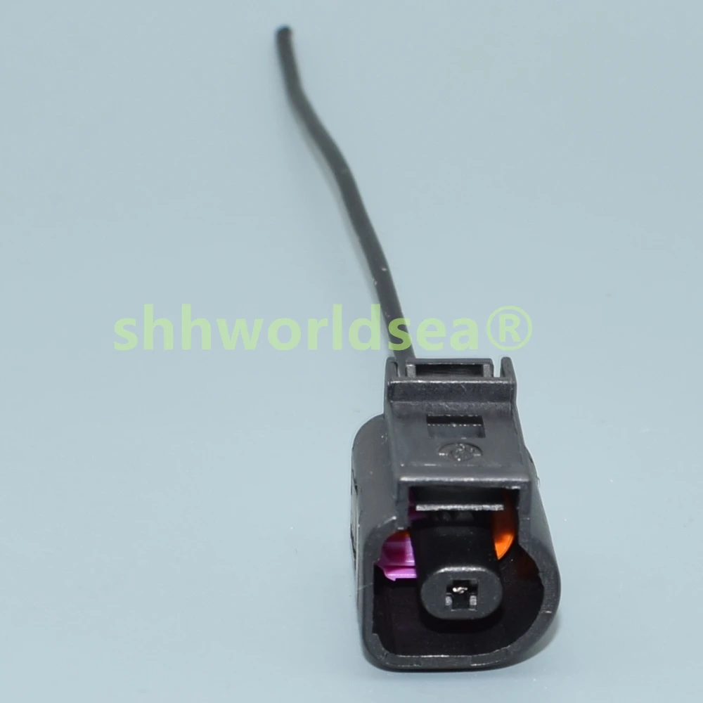 Conector sensor presión aceite 1J0 973 701 – Audi VW Golf Jetta - imagen 3
