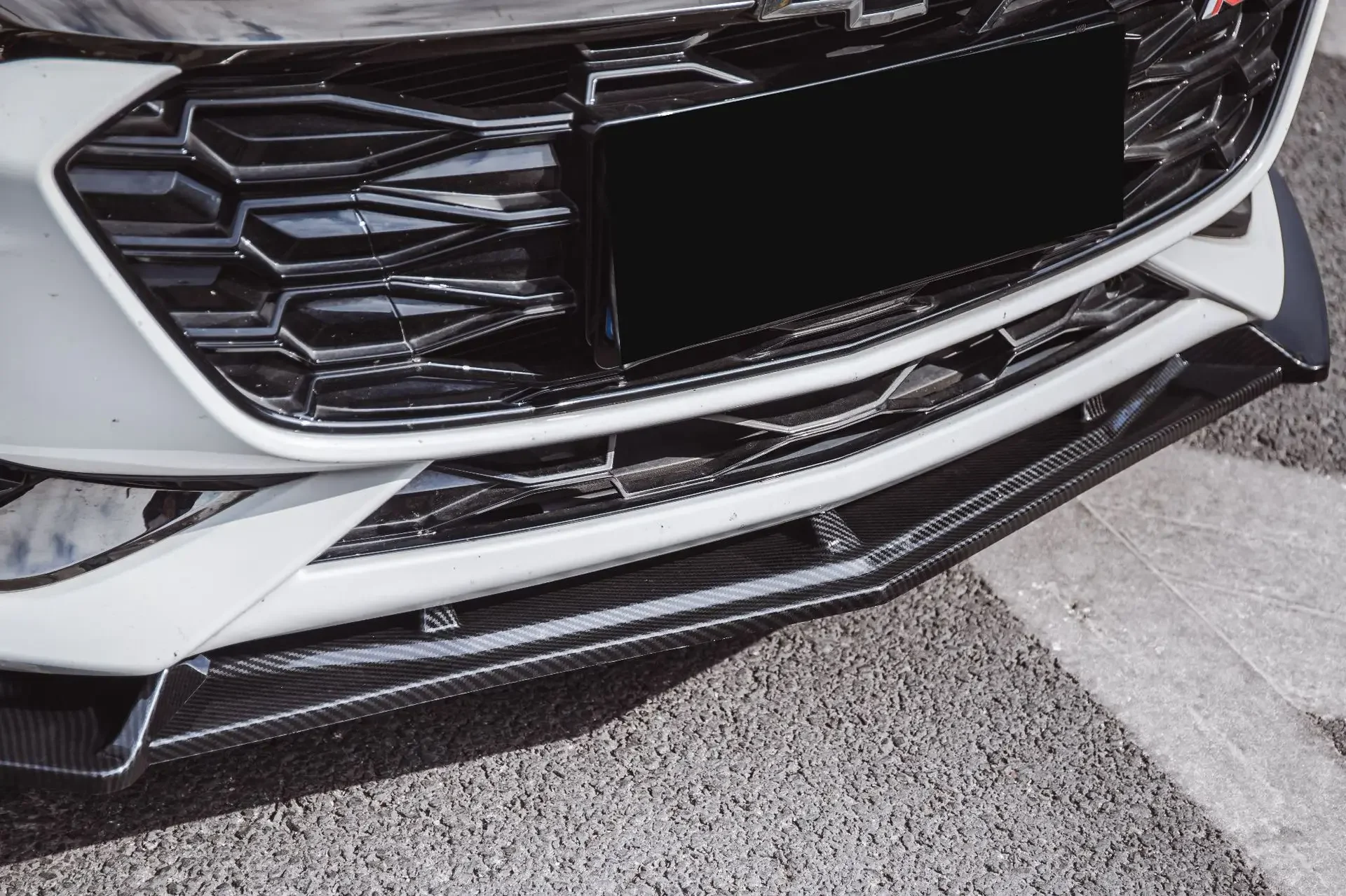 Parachoques delantero Chevrolet Cruze RS 2017-2021 con labio - imagen 3