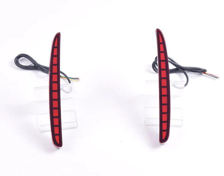 Luces LED traseras VELOT instaladas en Honda Civic Hatchback