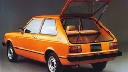 Pistón de gas portón trasero Toyota Starlet KP60 KP61 1978-1984