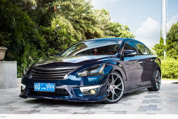 Rejilla superior para el frontal del Nissan Teana Altima