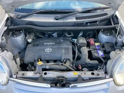 Puntales de capó para Toyota Sienta XP80 (2003-2015)