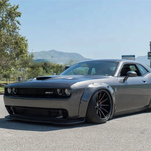 Ceja de rueda carbono LibertyWalk – Dodge Challenger kit cuerpo ancho - imagen 3