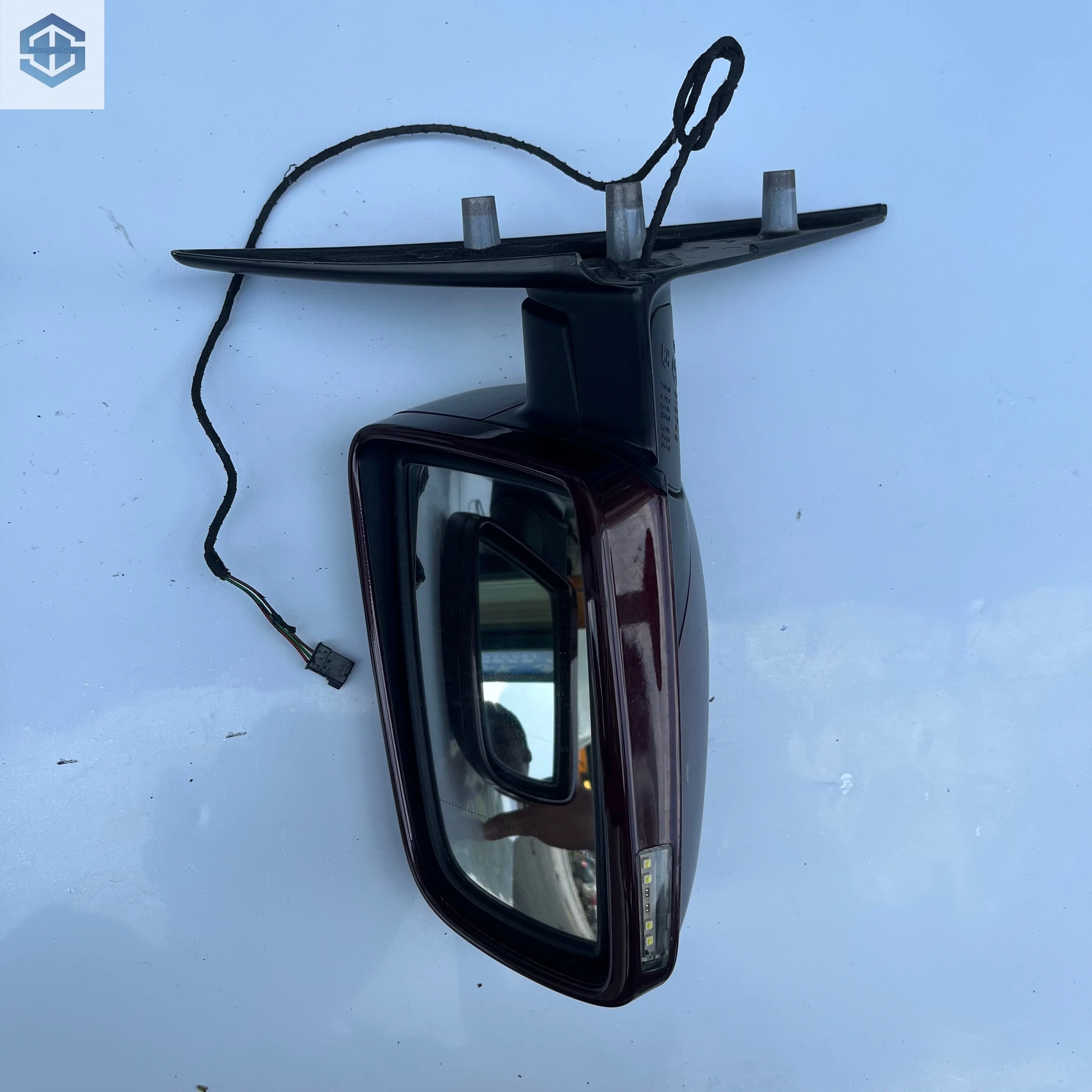 Puntos de montaje del espejo retrovisor BMW