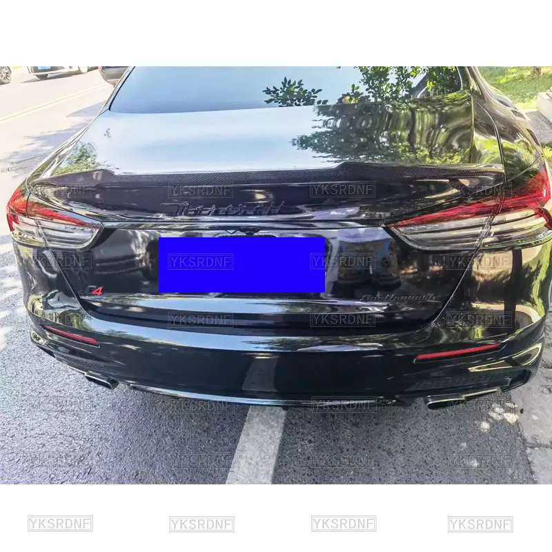 Maserati Quattroporte Aspec alerón trasero divisor en fibra de carbono - imagen 2