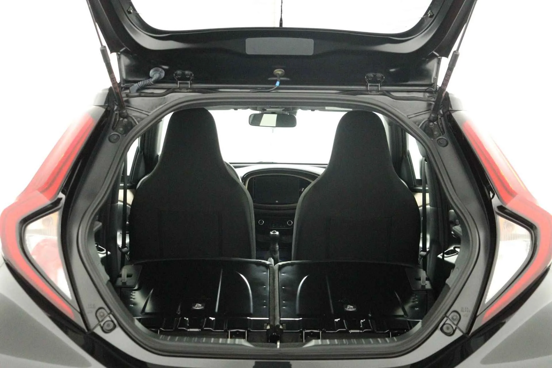 Amortiguadores de maletero para Toyota Aygo X (AB70) desde 2022