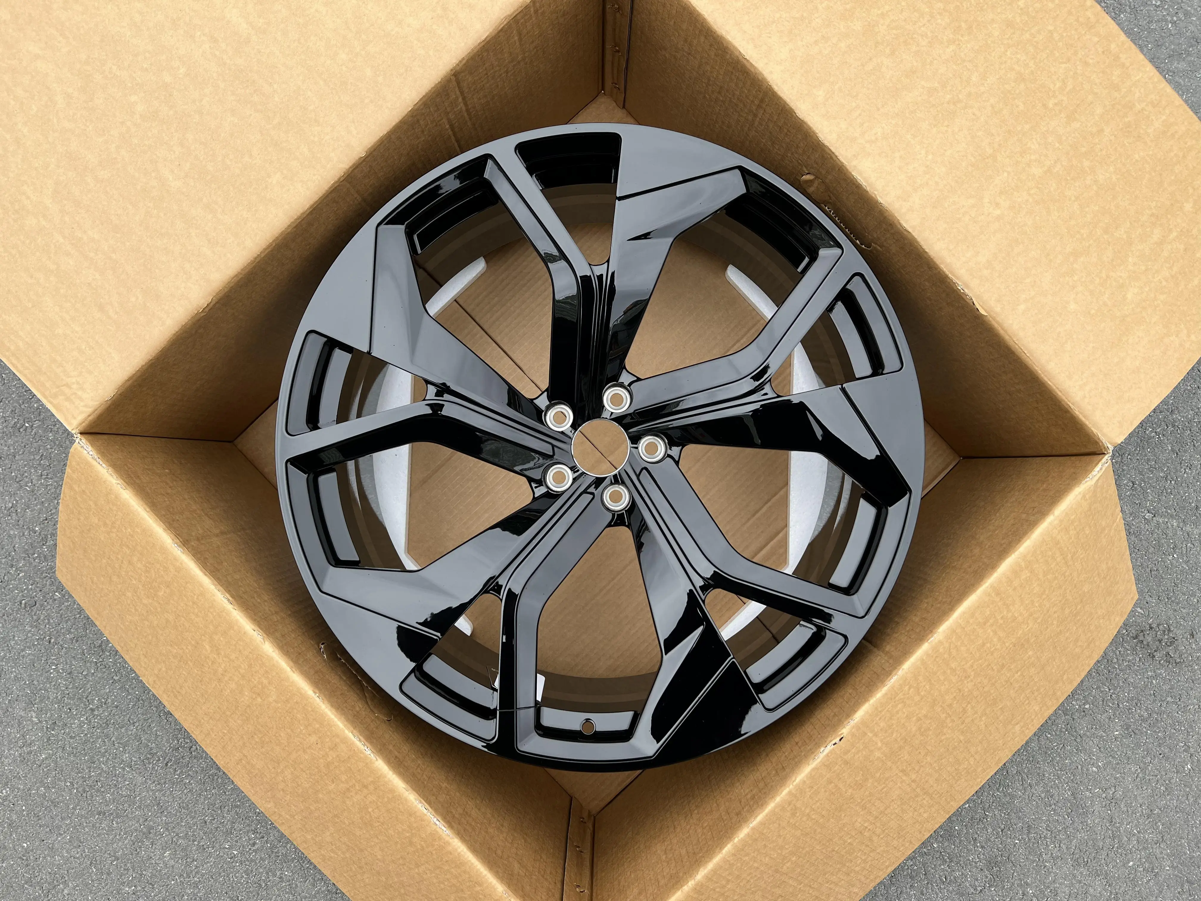 Llantas forjadas negras 10Jx21 5x112 Audi Q7 Q8 SQ7 - imagen 5