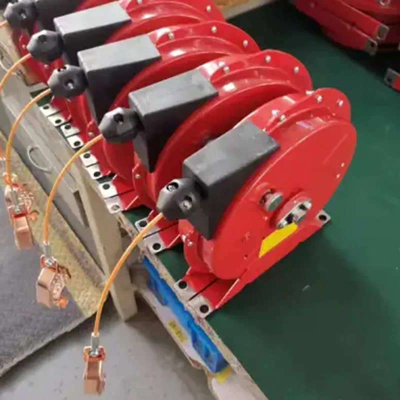 Carrete retráctil para cable de puesta a tierra electrostática