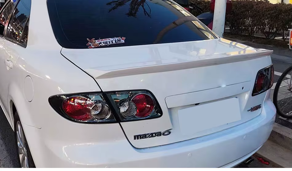 Alerón trasero para Mazda 6 Sedan de cuatro puertas