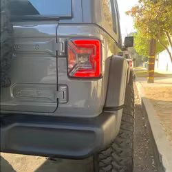 Pilotos traseros LED dinámicos Jeep Wrangler JL 2018-2024