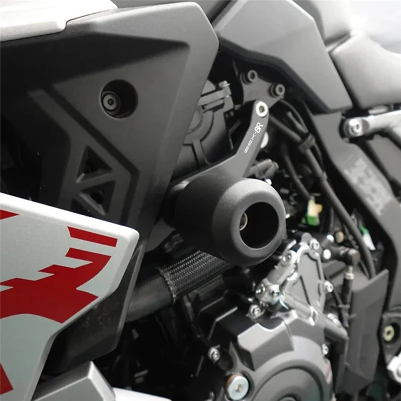 Deslizadores de cuadro Suzuki GSX-8R – protector motor - imagen 4