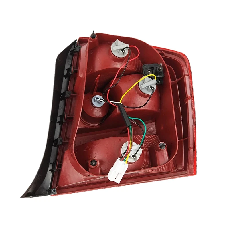 Piloto trasero Kia Cerato 2003-2007 con freno y marcha atrás - imagen 4
