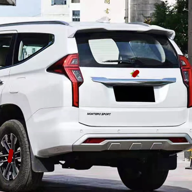 Alerón trasero carbono Mitsubishi Pajero Combat Edition - imagen 2