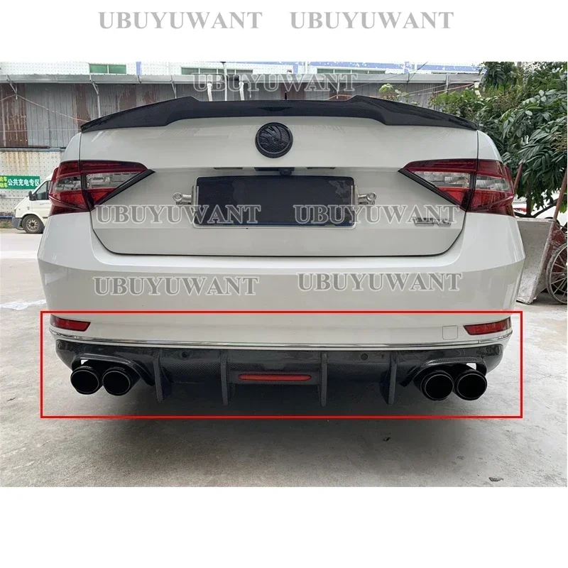 Labio trasero de fibra de carbono LED para Skoda Superb 2015-2019 - imagen 2