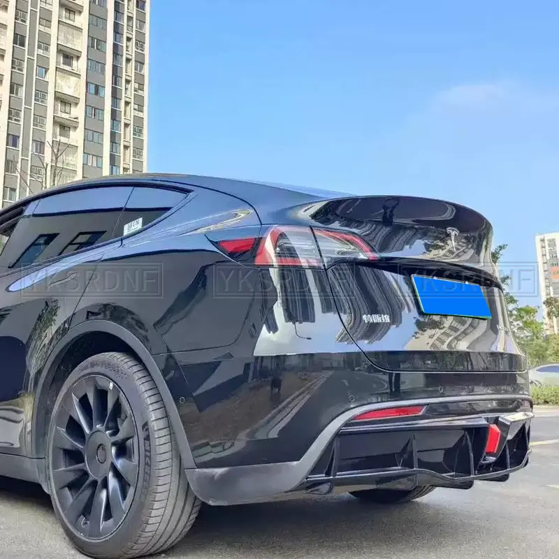 Difusor trasero labio ABS fibra carbono Tesla Model Y 2018-2022 - imagen 4