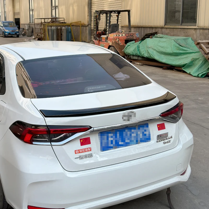 Alerón de techo Toyota Corolla 2019-2022 en ABS - imagen 2