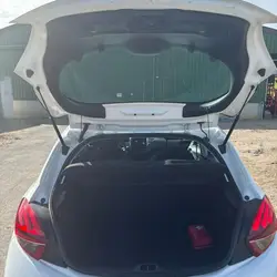 Amortiguadores de portón Peugeot 208 A9 2012-2019