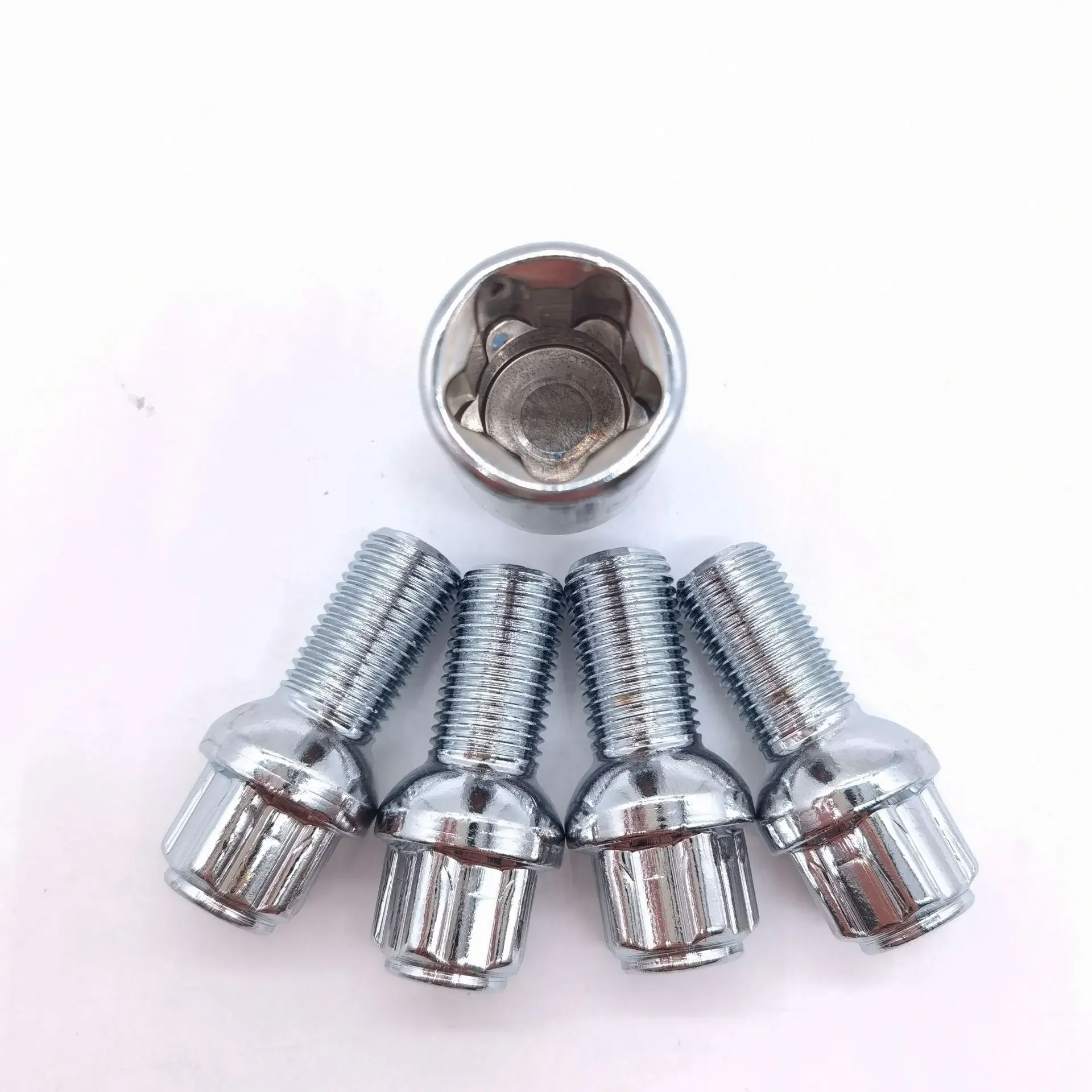 Tornillos antirrobo M14x1,5 para ruedas VW, Audi, Mercedes-Benz y Skoda - imagen 2
