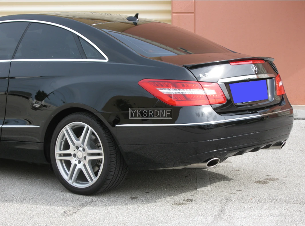 Alerón trasero de fibra carbono AMG para Mercedes E W207/C207 Coupé - imagen 3
