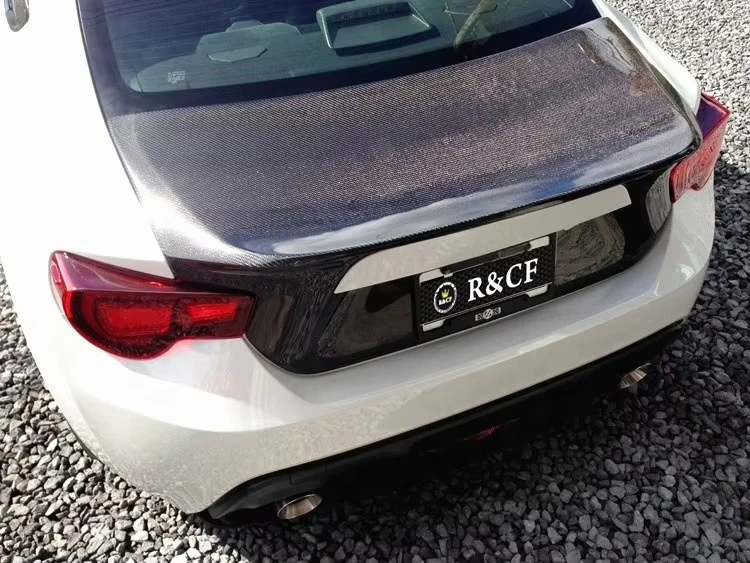 Tapa de maletero ducktail de fibra de carbono para GT86 y BRZ - imagen 3