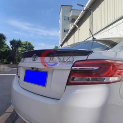 Alerón de maletero efecto carbono para Toyota Yaris/Vios 2014-2017