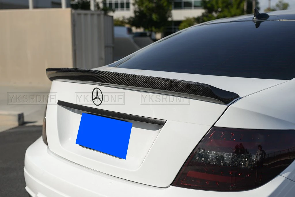 Alerón trasero de fibra de carbono Mercedes Clase C W204 Coupé - imagen 3