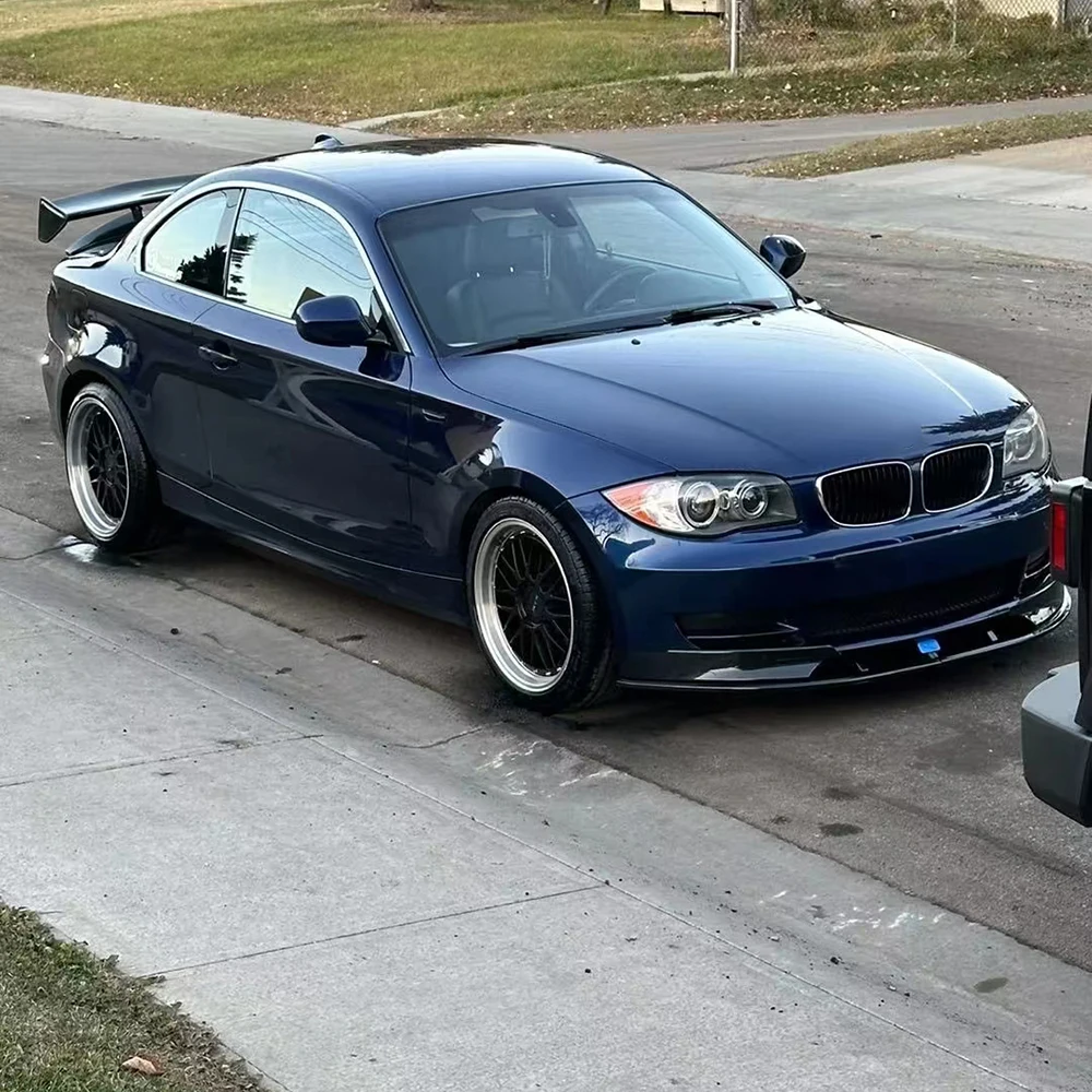 BMW 128i E88 tapa de válvulas fibra de carbono – Tuning 2011 - imagen 3