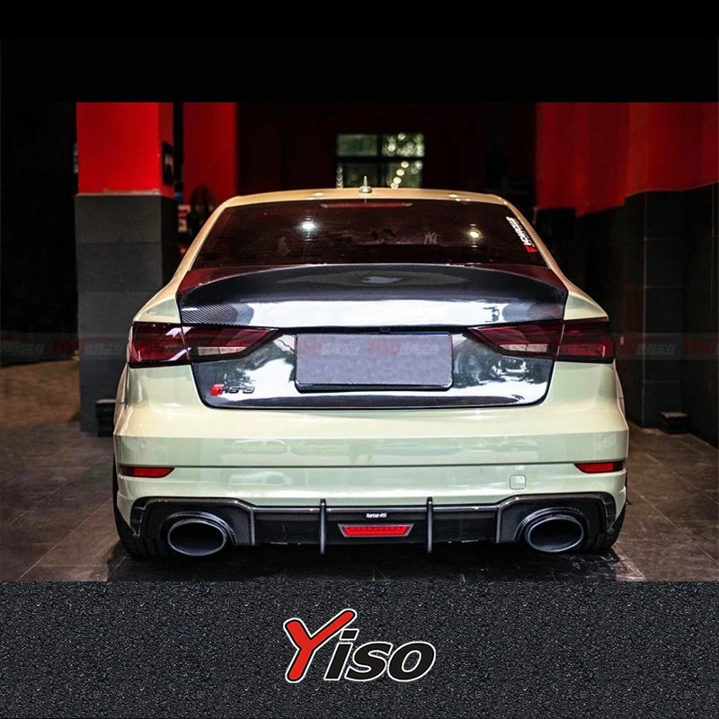 Cubierta trasera de fibra de carbono para Audi S3/RS3