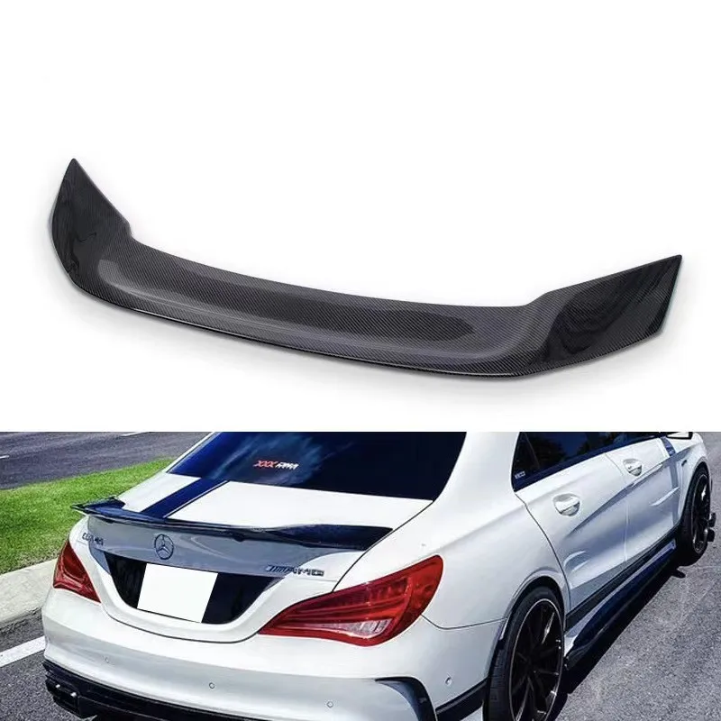 Alerón trasero para el maletero de un Mercedes-Benz CLA