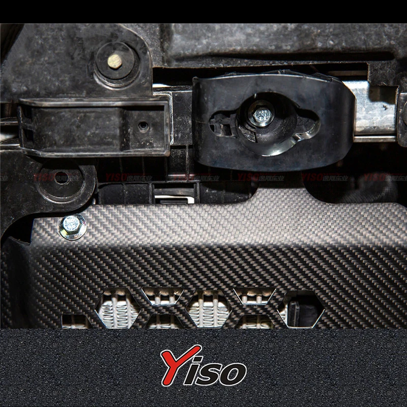 Protector cárter fibra carbono seca para BMW M2 G82 2024 - imagen 4