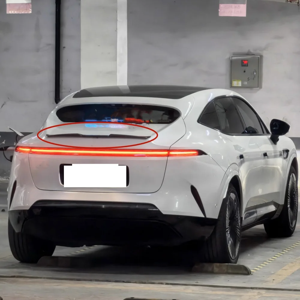 Alerón Carbono Avatr 11 Estilo Modificado - imagen 2