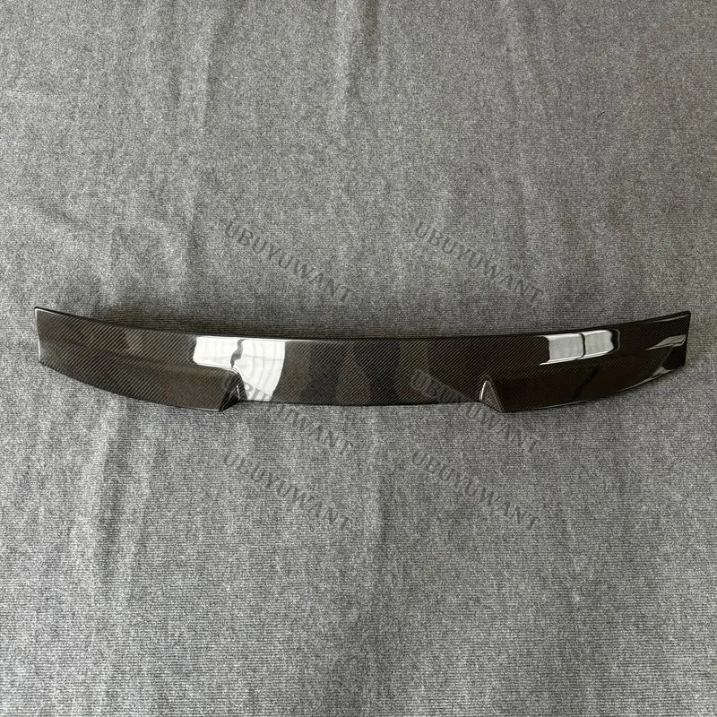 Detalle del diseño del ala trasera para BMW G32