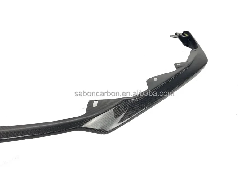 Detalle del tejido de fibra de carbono del divisor delantero