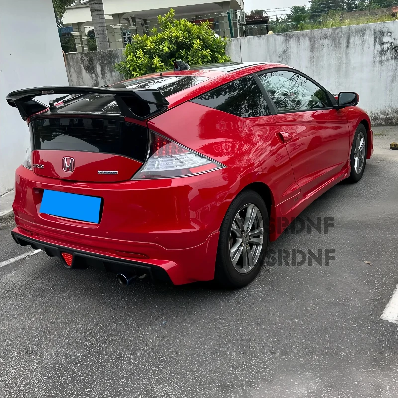 Vista frontal del alerón trasero estilo ASB para Honda CRZ