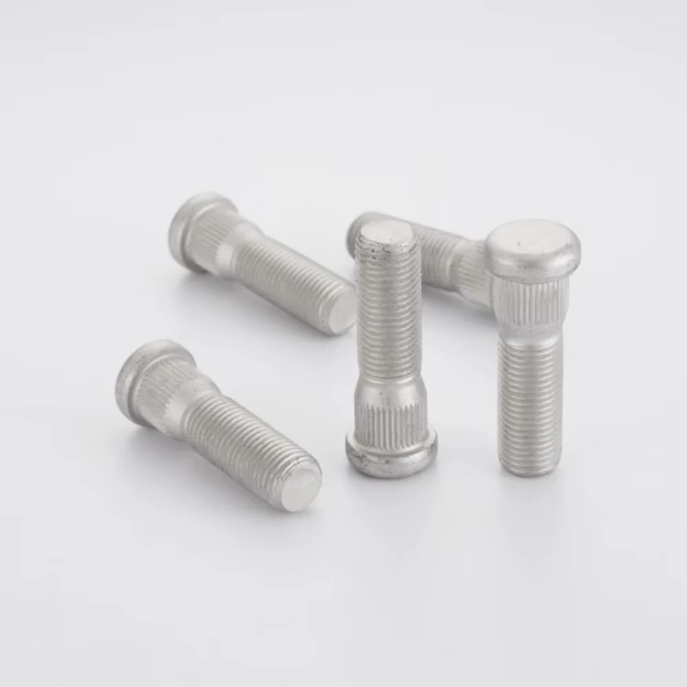 Perno estriado de cubo de rueda BYD M14x1,5 – 55 mm - imagen 4