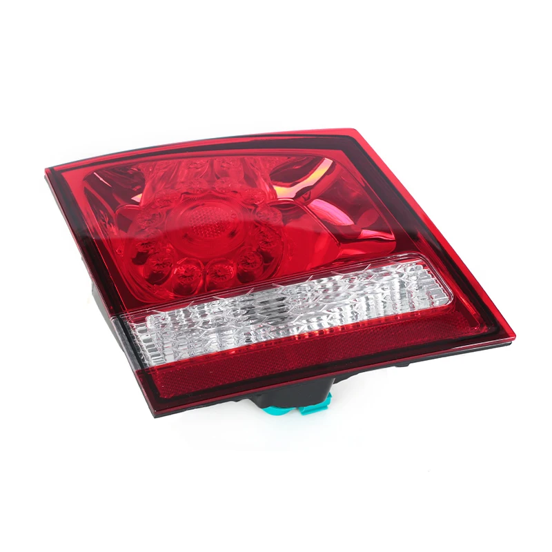 Farol trasero Dodge Journey 2012-2015 freno y marcha atrás - imagen 4