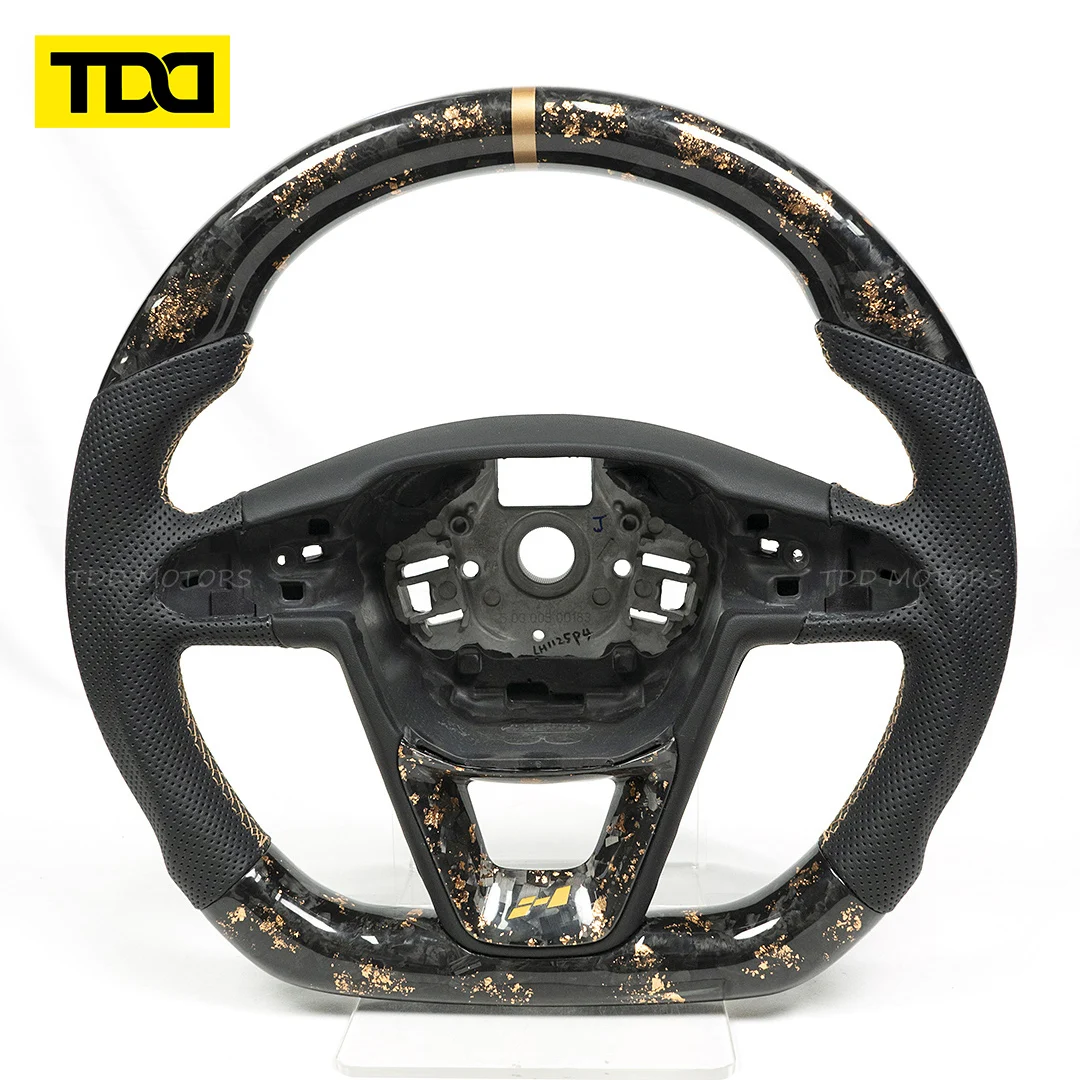 Volante TDD fibra de carbono con cuero perforado Seat León FR Cupra 5F