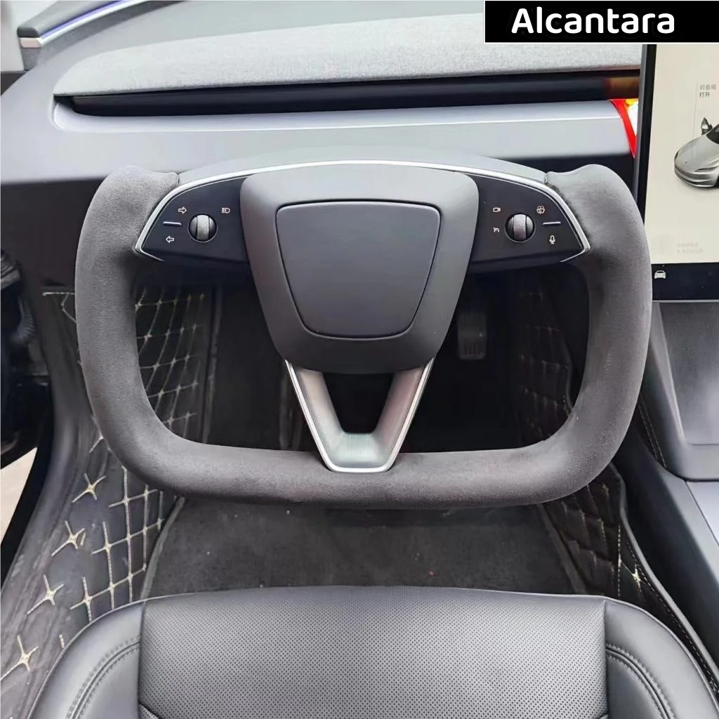 Volante racing yoke Highland Modelo 3 2024 - imagen 4
