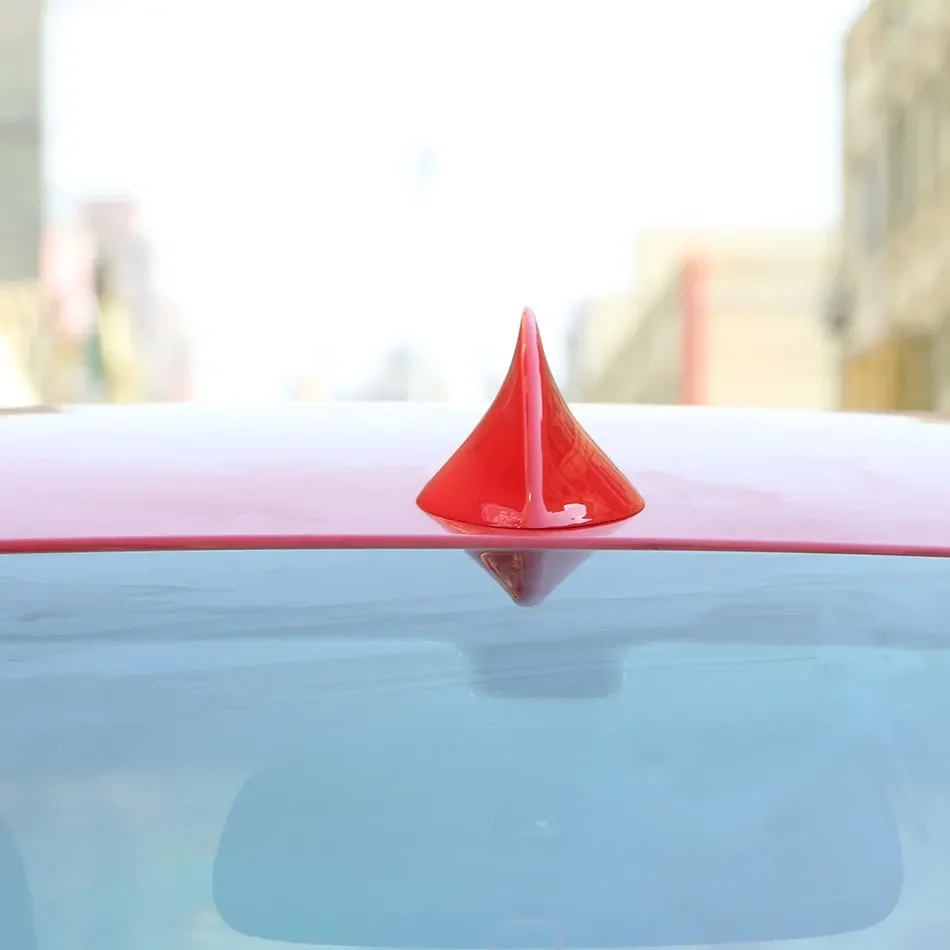 Detalle cubierta antena ABS Ford