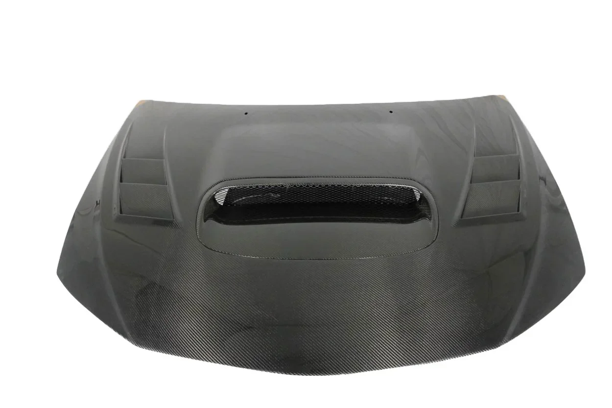 Capó en fibra de carbono para Subaru
