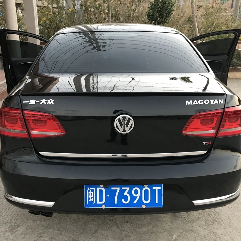 Alerón negro VW Passat B7 con labio divisor embellecedor de maletero - imagen 3