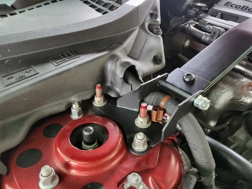 Soporte de puntal superior para Ford Mustang MK6 - imagen 4
