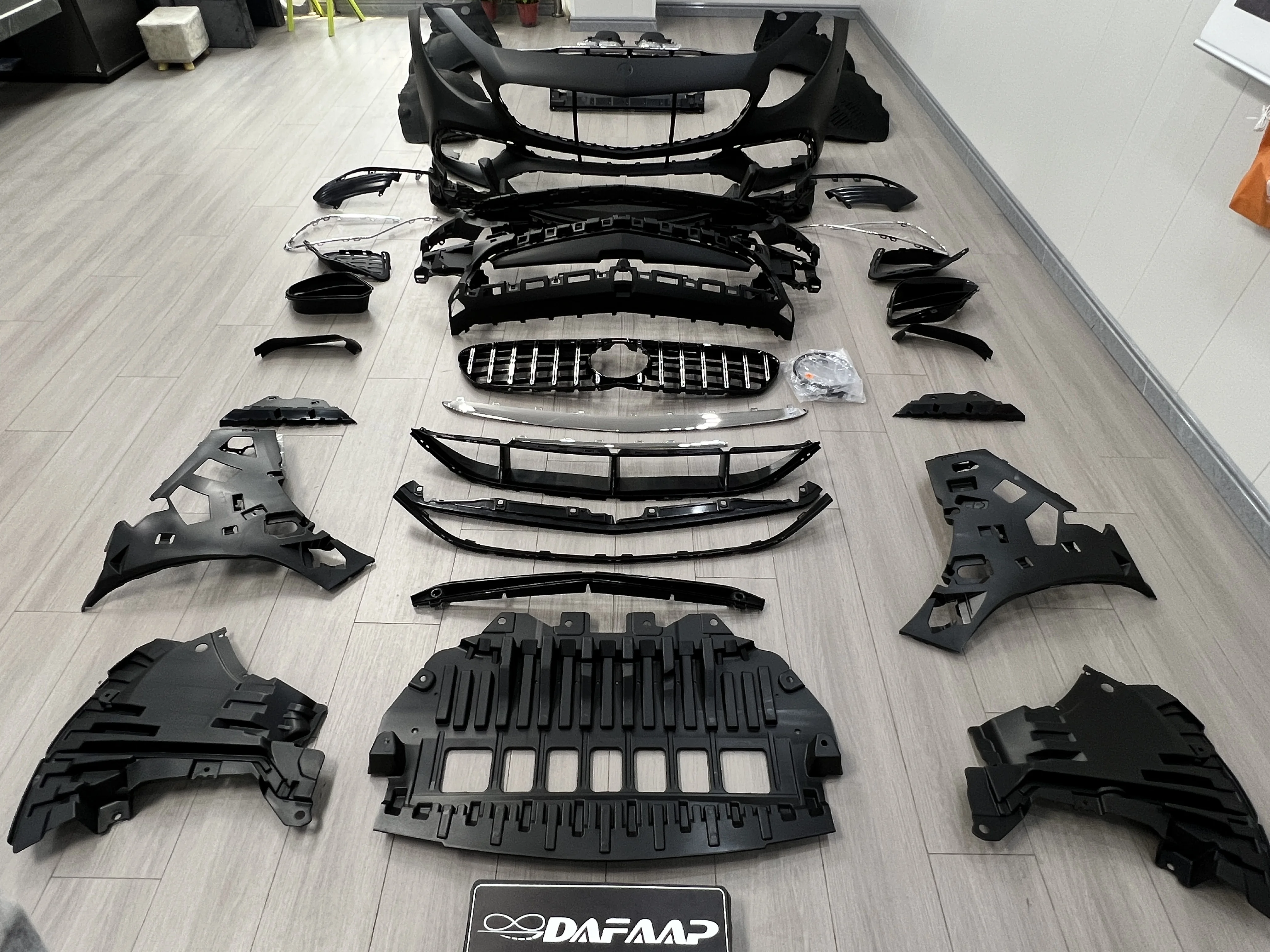 Parachoques delantero de cubierta para Mercedes-Benz W217 Coupé - imagen 5