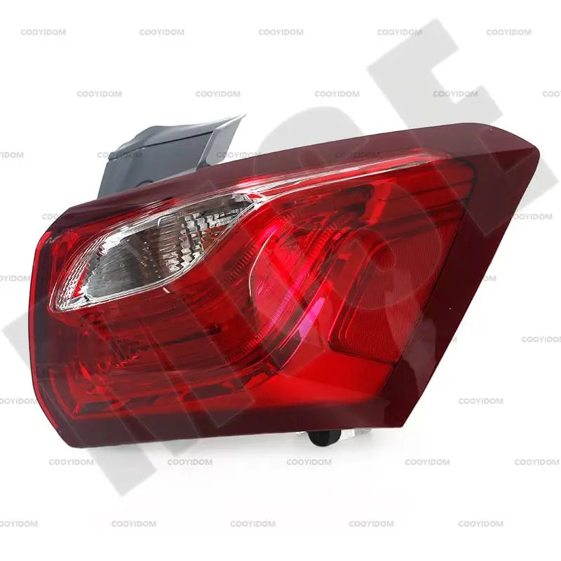 Luz trasera con freno y marcha atrás – Chevrolet Equinox 2018-2020 - imagen 2